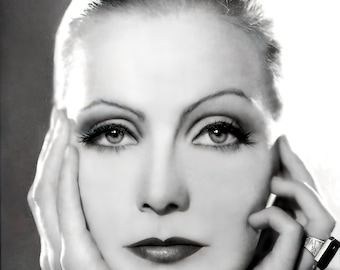Greta Garbo - classic head shot 1920s - black & white, multiple sizes, classic, vintage beauty, old Hollywood style [730-1058]