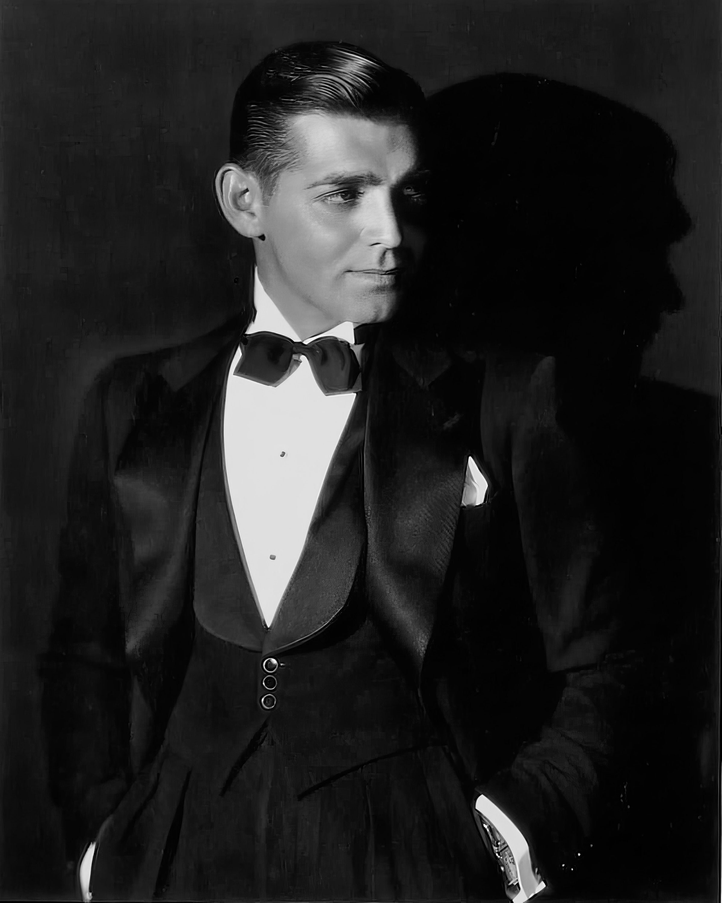 Мужчина в 20 30 40 50. Кларк Гейбл. Кларк Гейбл Оскар. Clark Gable 1930s. Кларк Гейбл 1920.