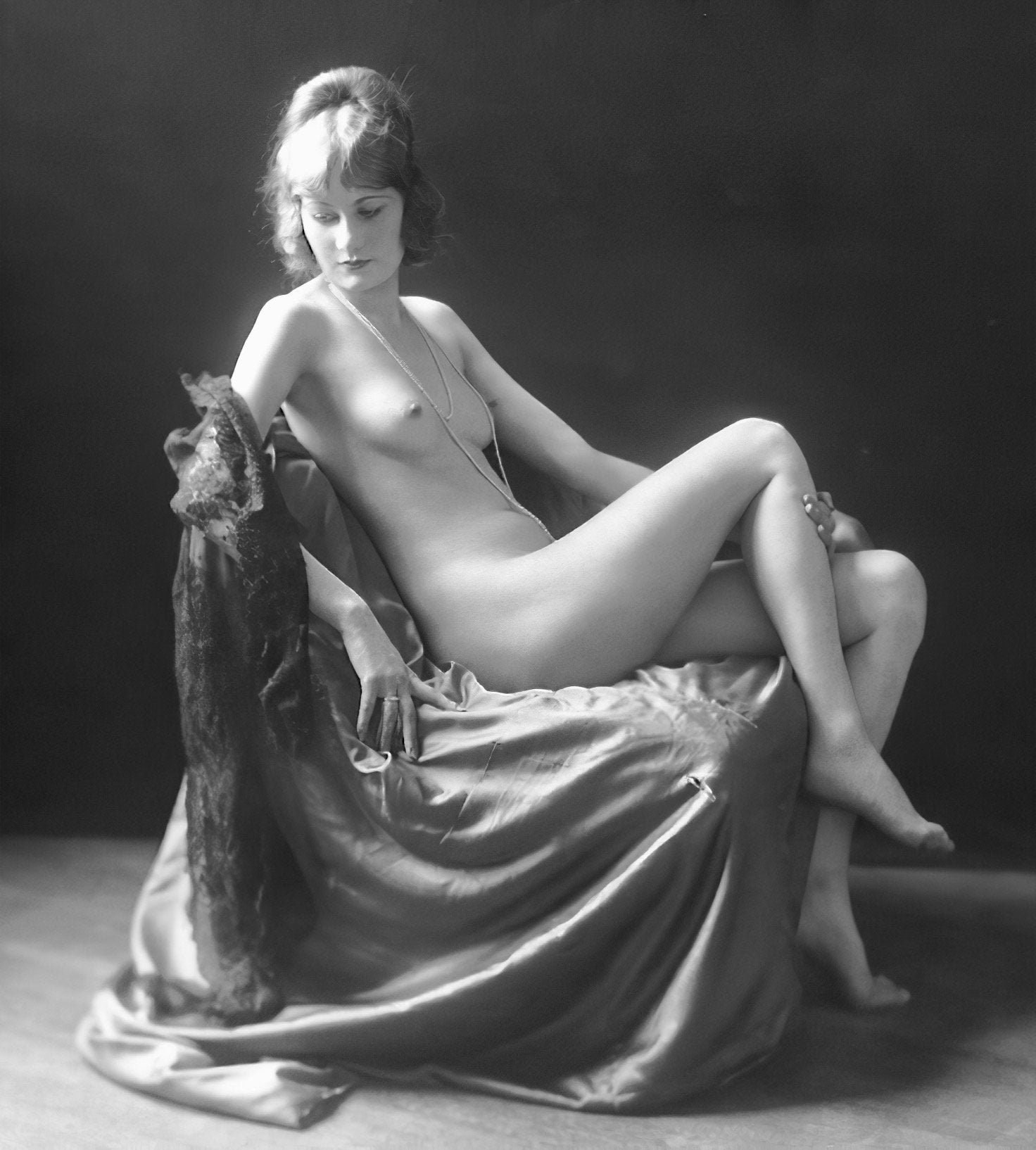 1920s Era Ziegfeld Follies Girl Alden Gay-nude Black