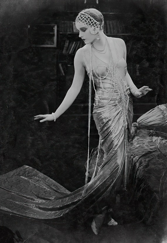 French Actress Lili Damita Circa 1920s Black & | Etsy Canada