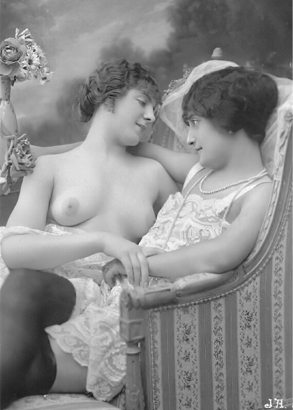 Vintage french erotic sahara