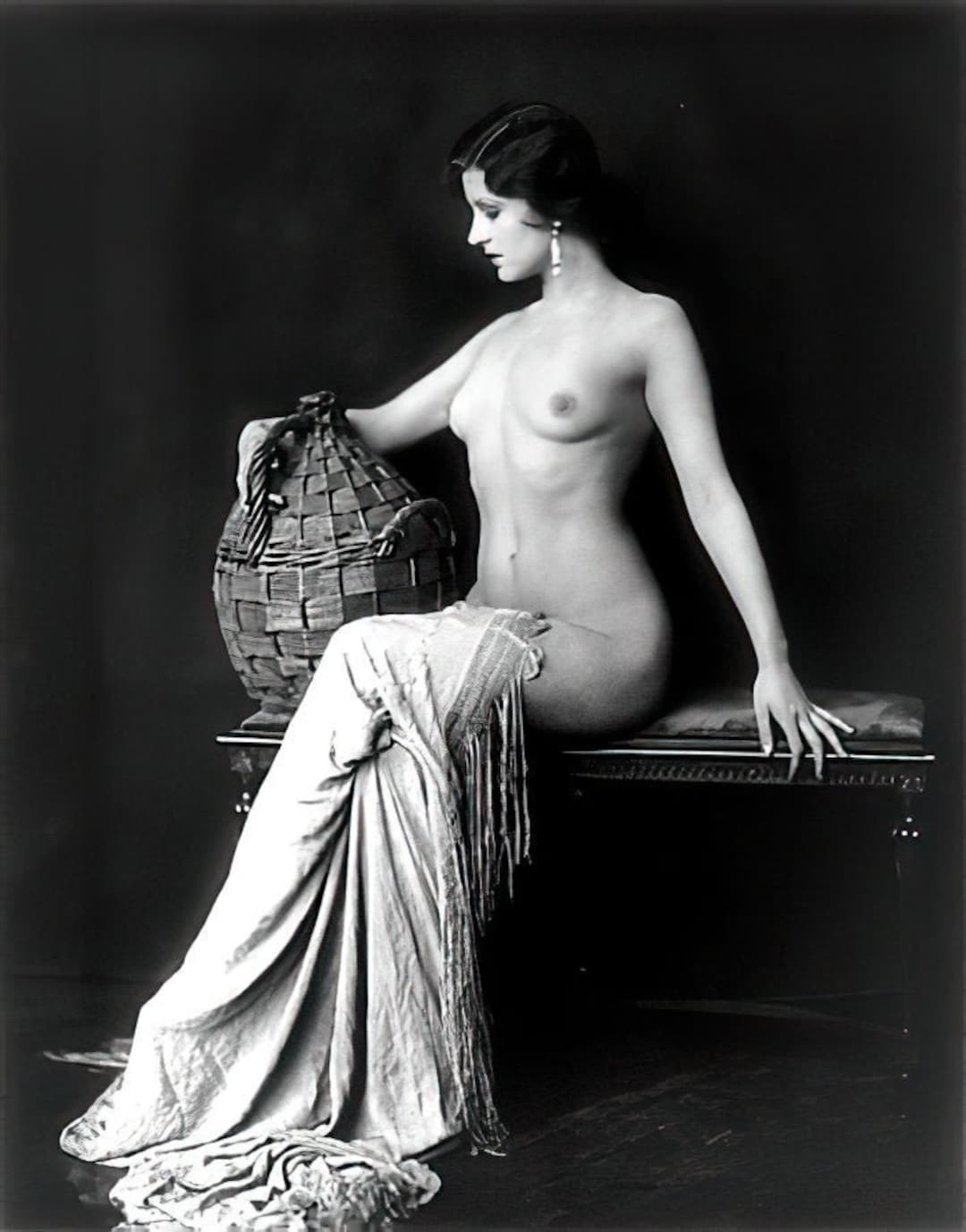 1080px x 1377px - 1920's Era Nude Ziegfeld Follies-actress - Etsy UK
