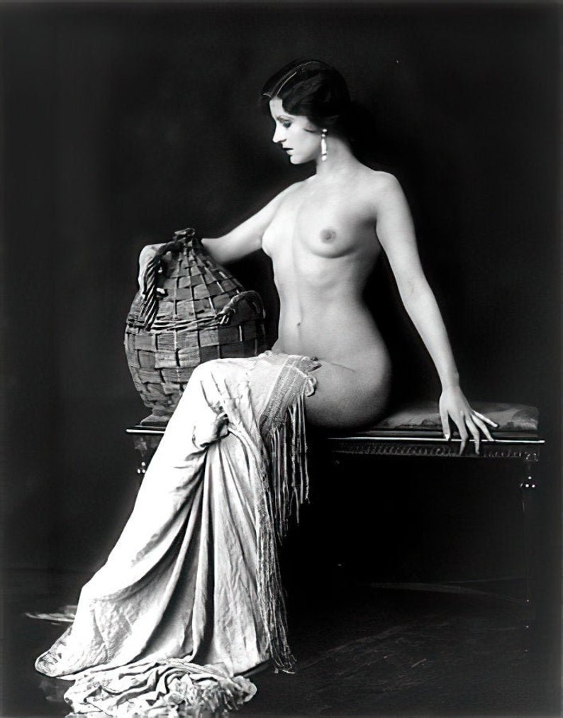 1920's Era Nude Ziegfeld Follies-Actress Unknown-Classic-Black and White-Multiple Images-[730-260]-Sexy Erotic Sensual Jazz Age 