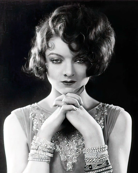 How to Get a 1920s Hairstyle - L'Oréal Paris