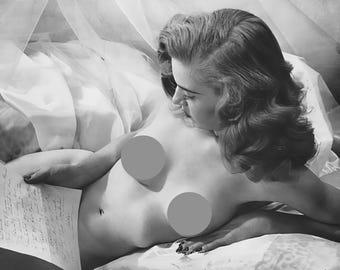 Early 1940's Era-"Letter Home"-Classic Nude-Black & White-Mature[730-621] Sexy Romantic Sensual