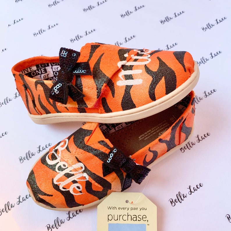 toms animal print shoes