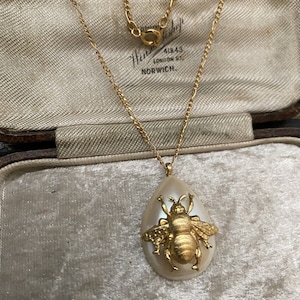 GUCCI 蜂 ビー Bee ネックレス パール GUCCI - □新同□ グッチ ビー ネックレス ハチ 蜂 パール