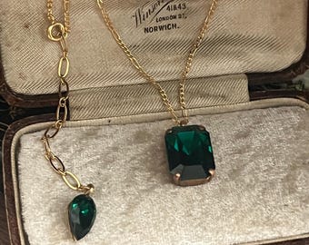 Vintage Emerald Green Rectangle Crystal Pendant, Copper mount With an attractive  teardrop emerald crystal and  extendable chain.