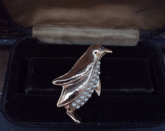 Vintage Penguin gold plated Brooch with Montana Blue Eye & Seed Pearls