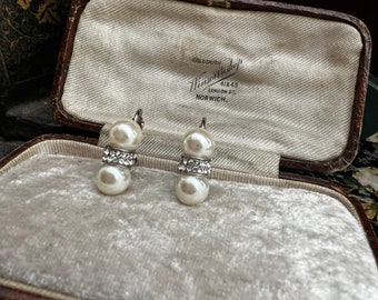 Vintage attractive  Double Pearl and Crystal screw clip on earrings