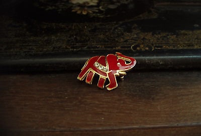 Broche éléphant émaillé Blanc Avec Perles Rouges - Occasion En Bon état