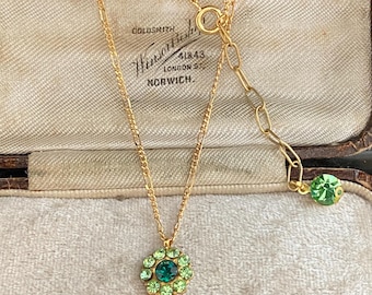 Vintage Jewellery Peridot & Emerald Green Swarowski Crystal Drop Gold Pendant Necklace August birthstone
