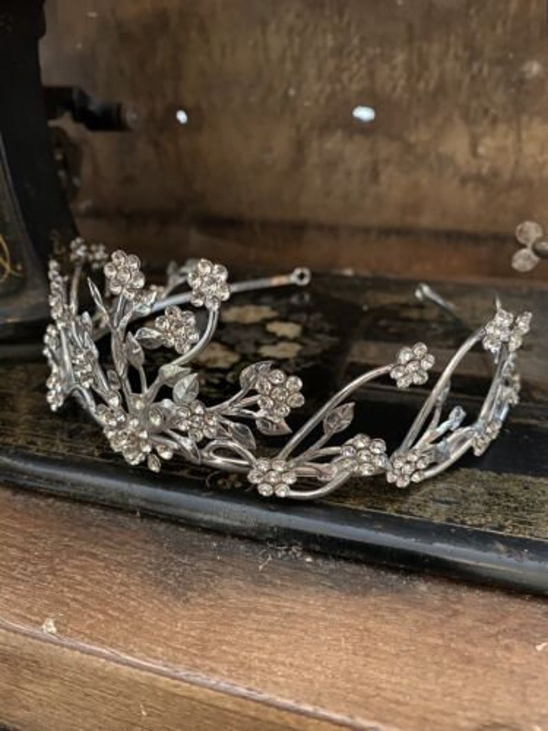 Wholesale 10 Designer Tiaras Hen Do , Bridesmaids, Wedding .stamped