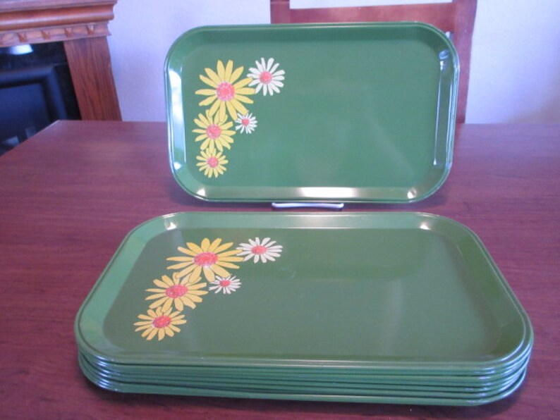 metal dinner trays
