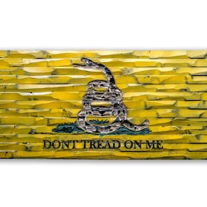 Gadsen &quot;Don&#39;t tread on me&quot; hand carved banner 38x20