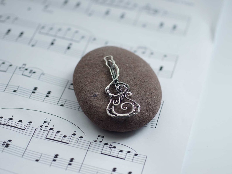 Ukulele & Treble Clef Wire Wrap tutorial, PDF tutorial image 4