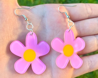 Pink Acrylic Flower Earrings: 90s Vintage Style, Hypoallergenic
