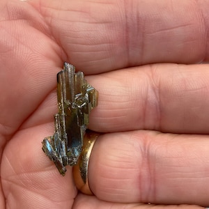 Clinozoisite crystals mineral specimen transparent terminations Alchuri Baltistan Pakistan estate collection