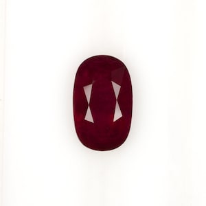 3.04Ct Natürlicher Rubin langes Kissen oval form cut Rich Red Edelstein 3 Karat 3Ct (18197)