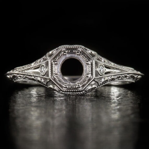 Vintage 18K White Gold Filigree Diamond Estate Ring, Circa 1925, Size 8.5 -  Colonial Trading Company