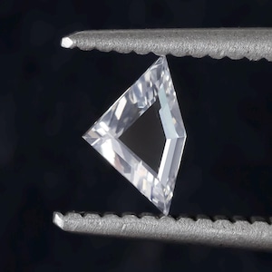 0.36Ct J Vvs1-Vvs2 Rose Cut Kite Shape Diamond Shield Geometric Loose Natural (26349)