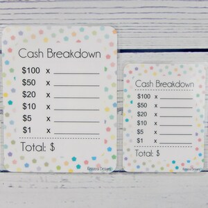 K&ouml;nnte beinhalten: Zwei wei&szlig;e Karten mit einem bunten Konfetti-Muster und dem aufgedruckten Text "Cash Breakdown". Die Karten haben Zeilen zum Auflisten von Geldbetr&auml;gen in St&uuml;ckelungen von 100 &euro;, 50 &euro;, 20 &euro;, 10 &euro;, 5 &euro; und 1 &euro;. Jede Karte hat eine Zeile f&uuml;r einen Gesamtbetrag.