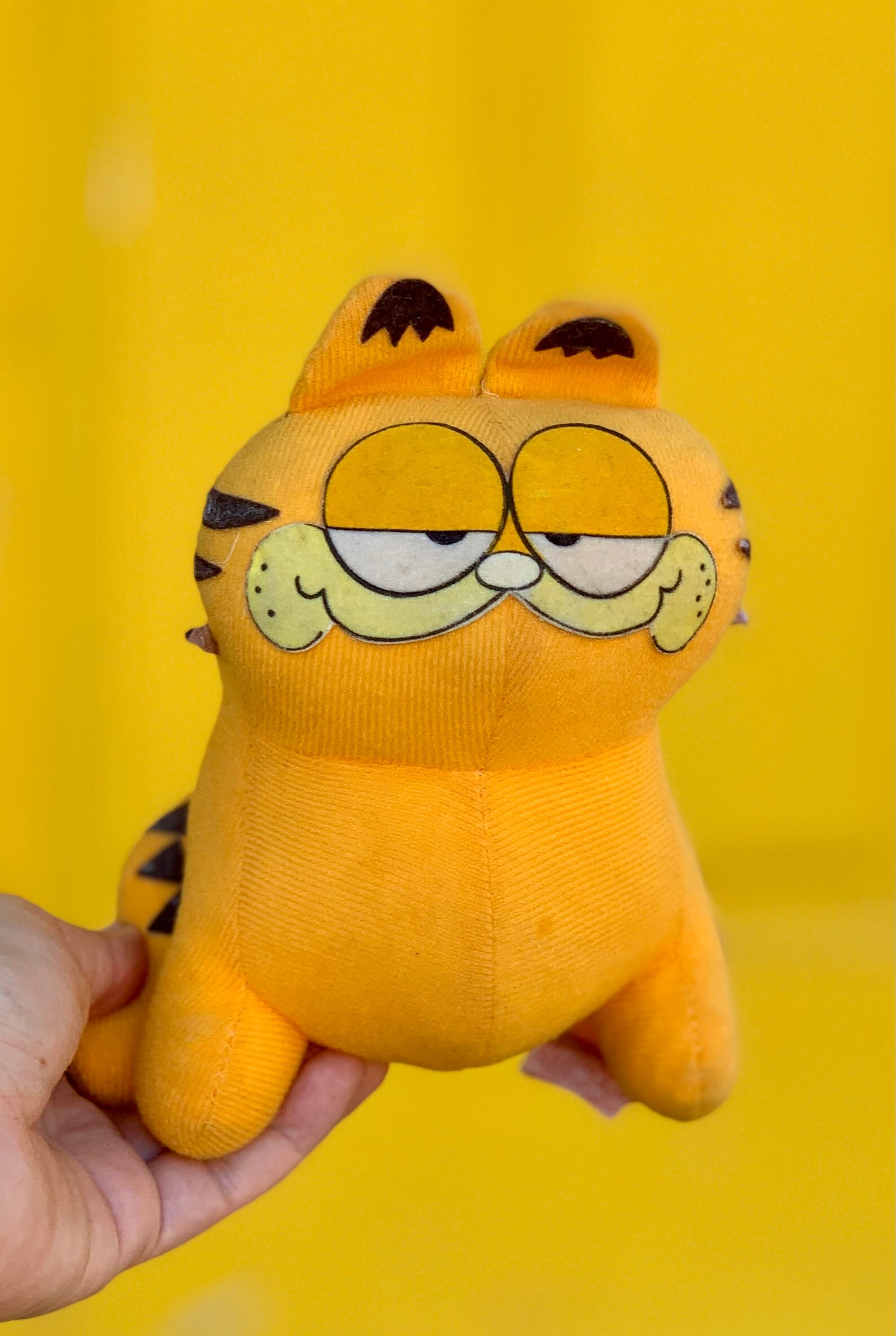 Vintage Garfield plushie 1981 | Etsy