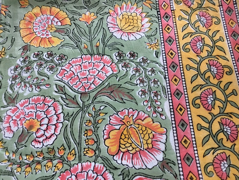 72 Inch Round Block Print Tablecloth 6 Seater Traditional - Etsy