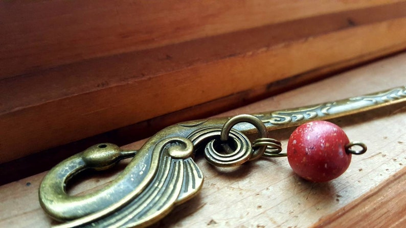 Swan Page Keeper Memorial Bead Swan Horse Page Keeper Book Mark Swan Memorial Bookmark Horse Swan Book Mark Horse Book Mark