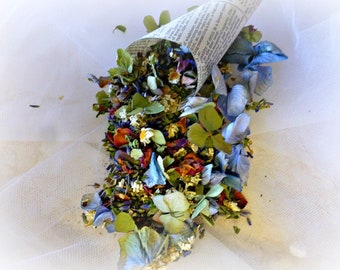 Wedding Toss Confetti: Dried Flowers, Handmade Paper Cones