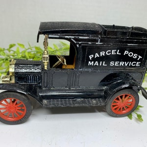 ERTL Parcel Post Mail Service Bank Cast Metal Replica Ford 1913 Model Van Bank Vintage Bank