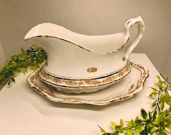 1940’s Homer Laughlin  Georgian Gravy Boat and Under-plate set  Floral Motif