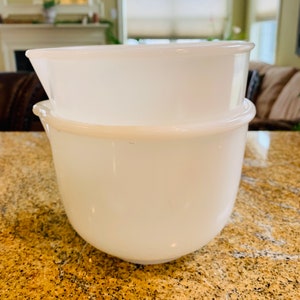 Milk Glass 1950’s Mixing Bowls with Pour Spouts Glassbake USA Vintage set of two