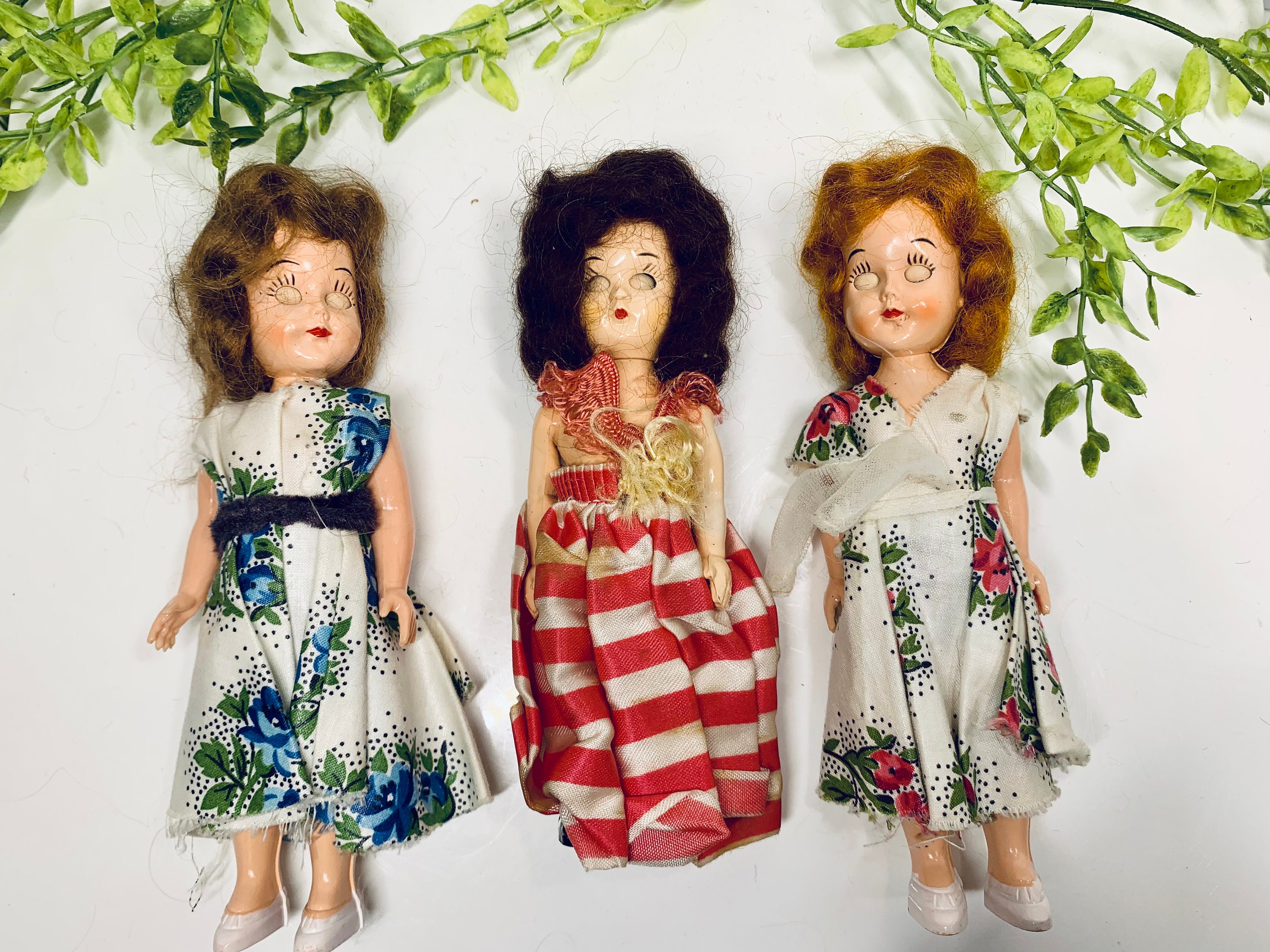 Vintage Plastic Molded Arts Co. LLC New York Open Shut Eye