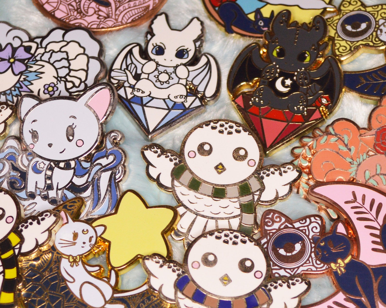 Fandom Couples S1 SECONDS ENAMEL PINS Discounted for small | Etsy