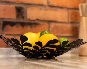 Metal fruit bowl basket modern black decorative for fruits geometric design