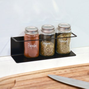 Countertop Spice Rack, Metal Spicerack, Free Standing Jar Organizer, Stainless Steel Seasoning Holder, Kitchen Storage Organization, Black