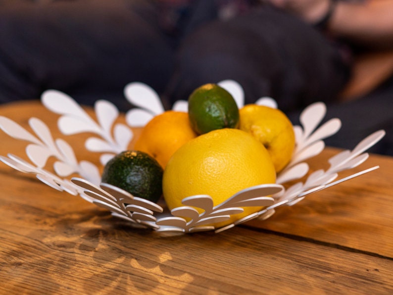 Fruit bowl fruits basket metal bowls Dish geometric design image 2