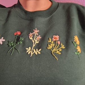 Embroidered Flowers in a row Crewneck Sweatshirt