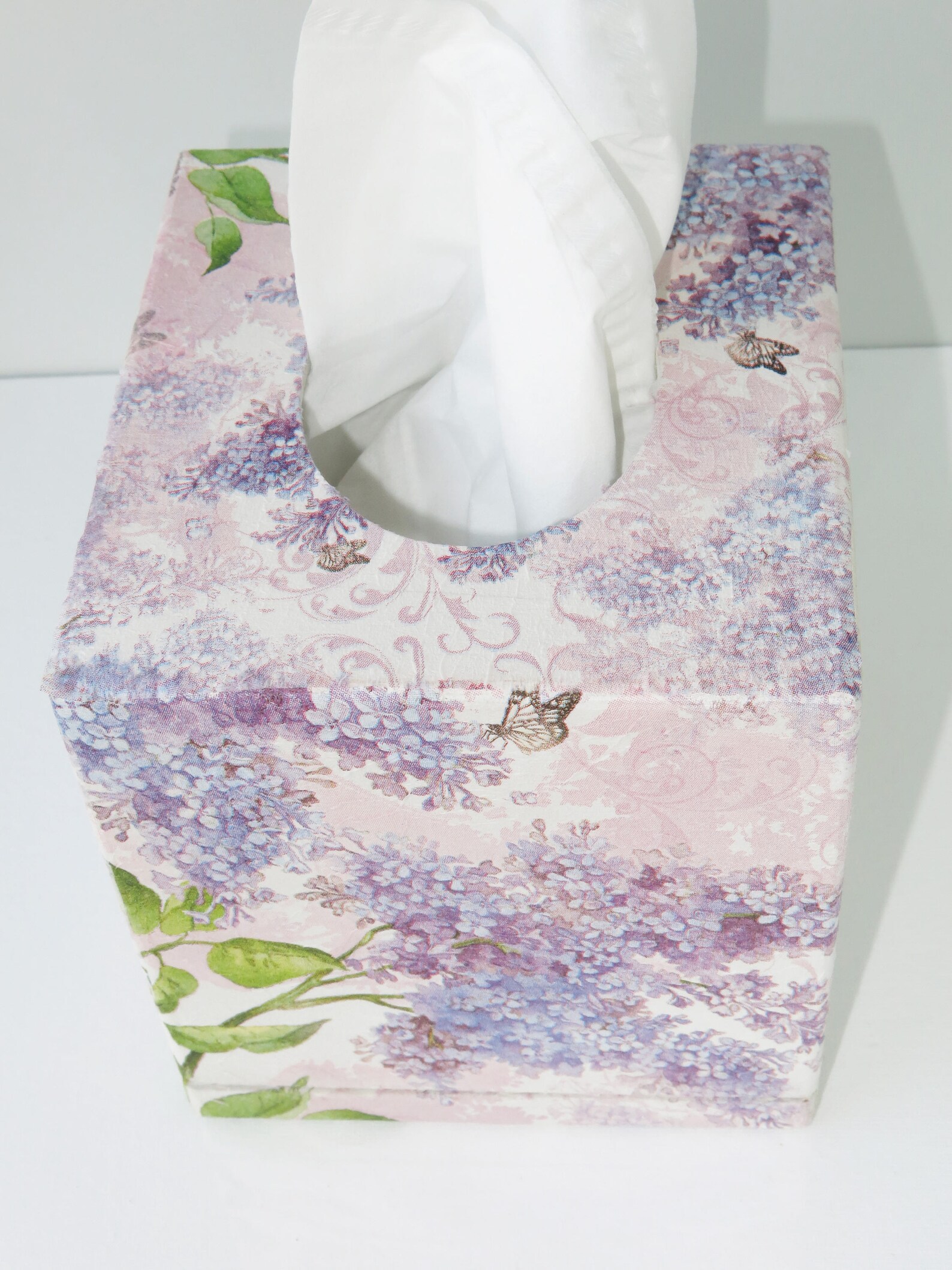 Tissue box cover Lilac tissue box holder Purple tissue box Etsy