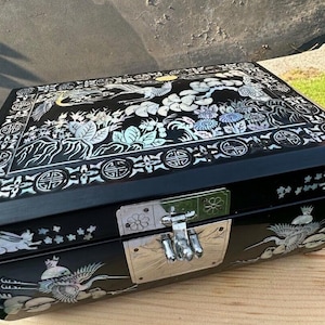 Chinese Jewelry Box – Black Lacquer with Inlay Design, 1960s Keepsake