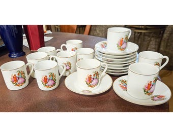 Victorian Couple Bone China 22-piece set of Cups and Saucers - Made in China