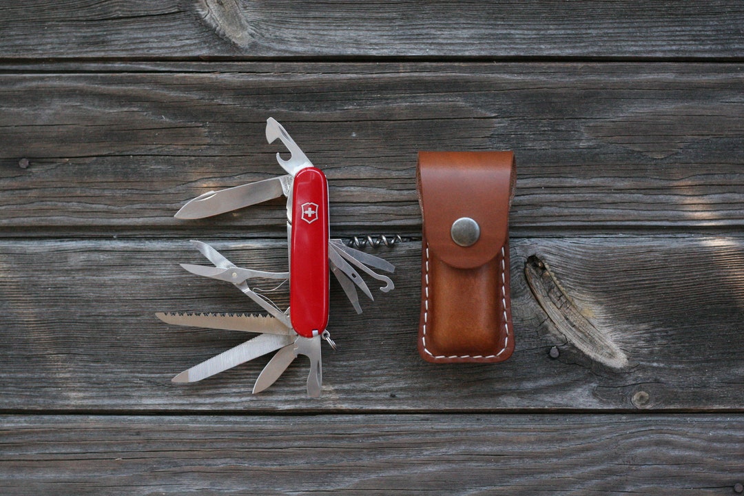 Funda de cuero VICTORINOX solo funda España - Main Image