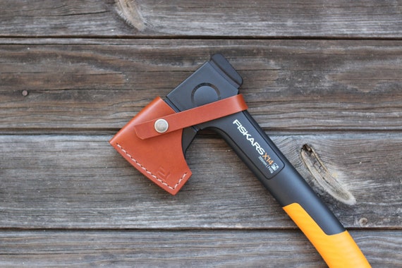 その他 Snow Peak - Fiskars Woodgrip Hand AXE Amazon.com : Fiskars Chopping Axe XS X7, Includes Storage
