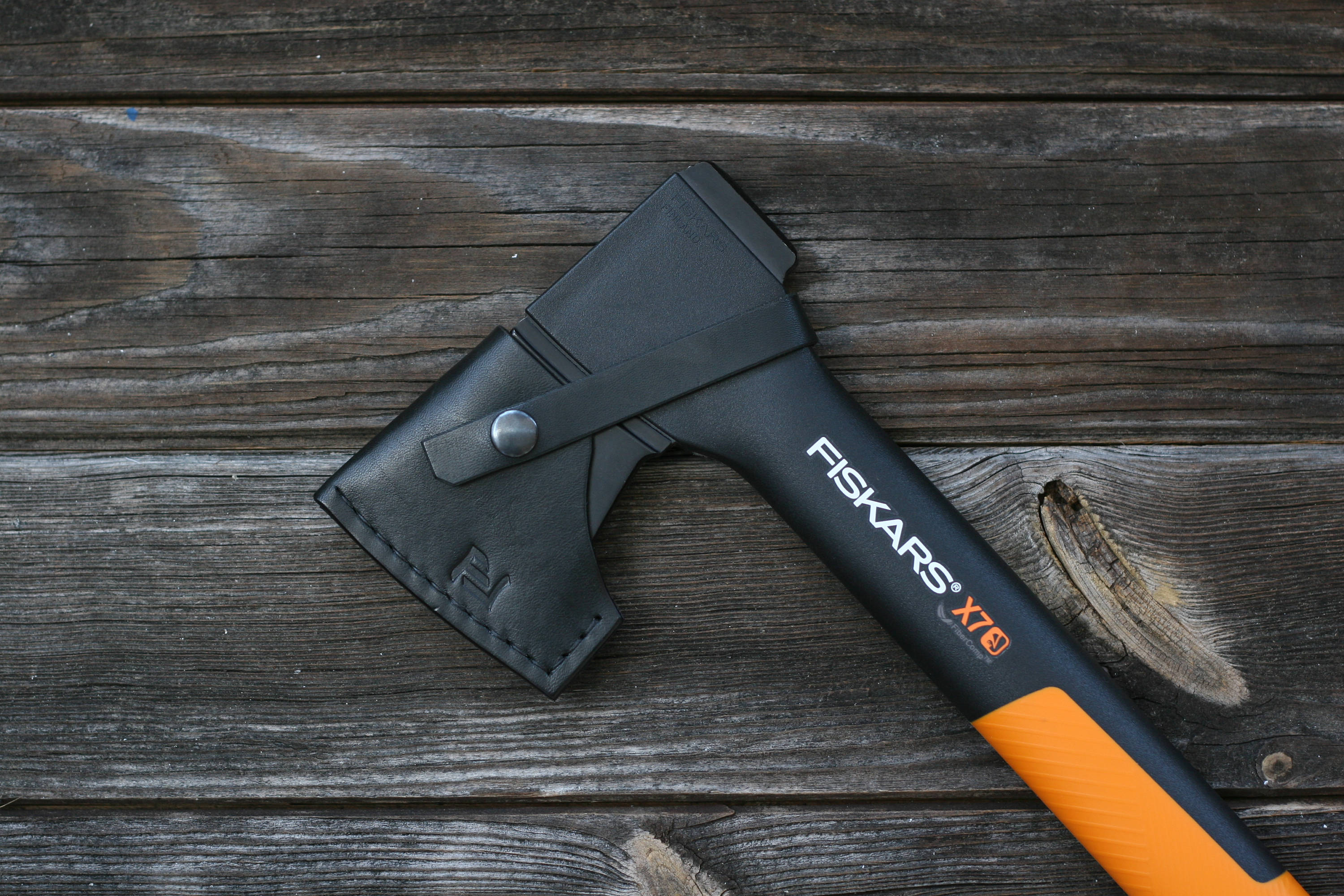 Hacha fiskars X5 - TECNICA FORESTAL