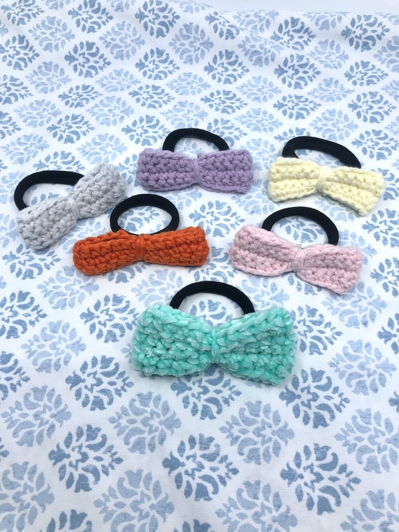 Crochet Bows with hair ties Il_570xn