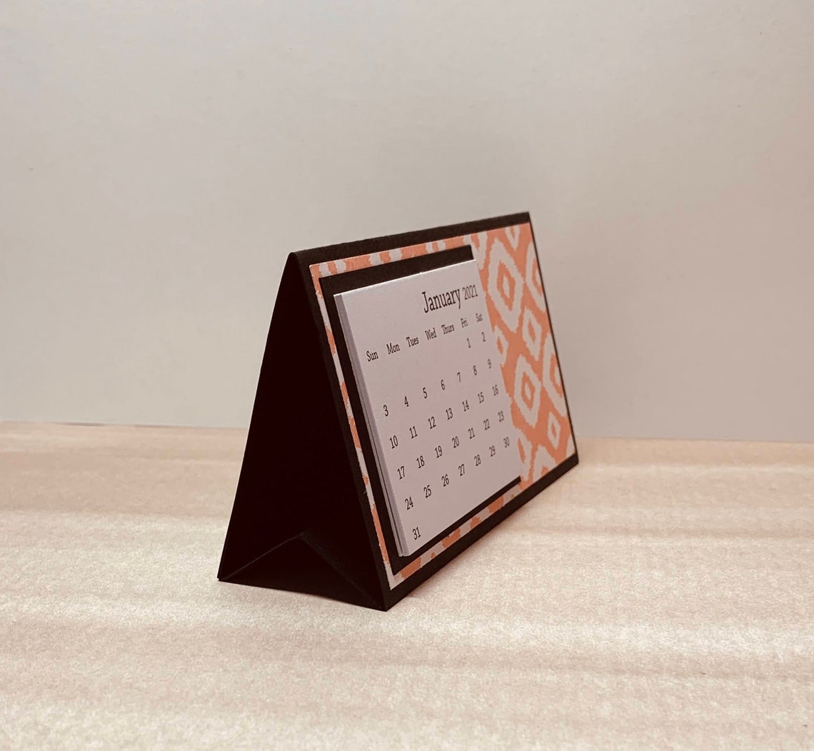 small-trifold-tear-away-2023-calendar-mini-desk-calendar-2023-diamond-pattern-planner-holiday