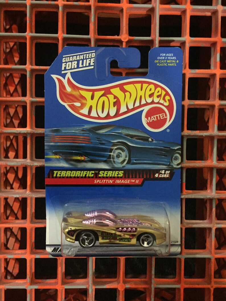 Hot Wheels Terrorific Series #3/4 Sweet 16 II – Collector Car (Col#979) - View #9