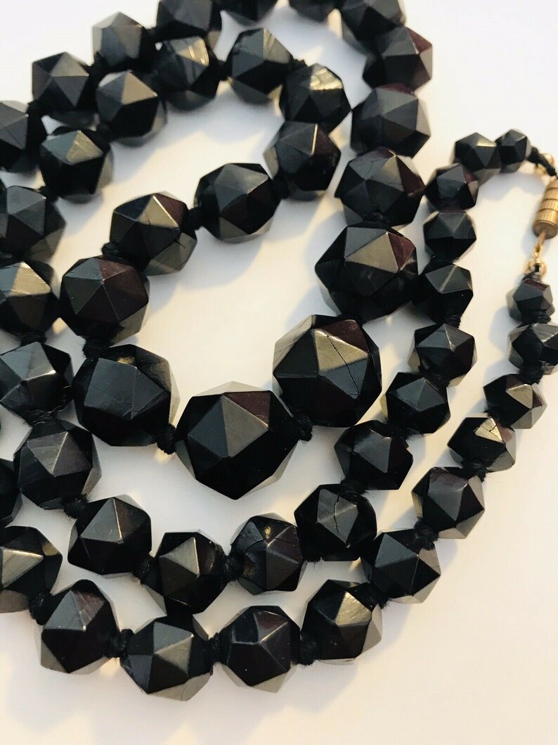 long Victorian WHITBY JET necklace faceted beads ~58g ~ ~ inA5451