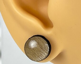 Small - Whole Wheat - Handmade Stud Wooden Earrings - Minimalistic Circle- Lightweight Earrings - Baltic Birch 3mm wood Geometric Earrings